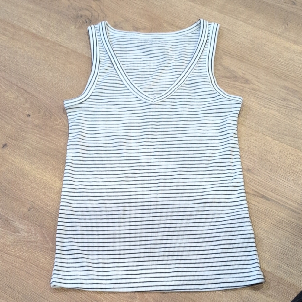 Old Navy White Tank Top with Black Stripes